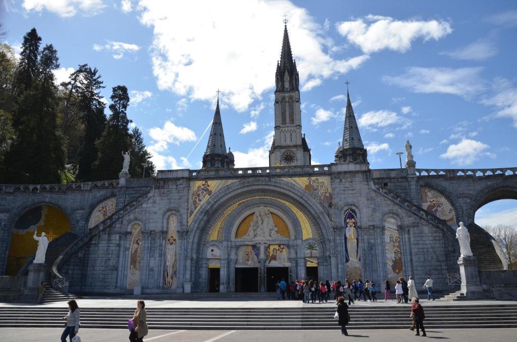 Stella 3* Lourdes